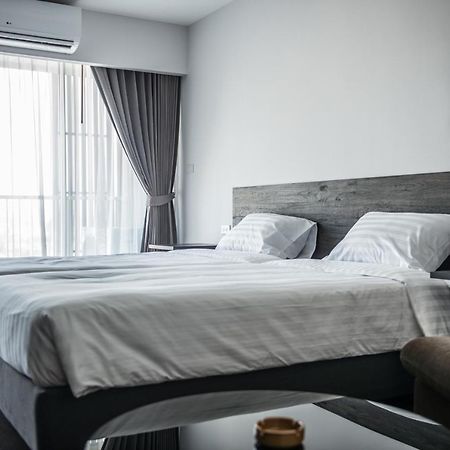 Winner Sriracha Serviced Apartment Si Racha Bagian luar foto
