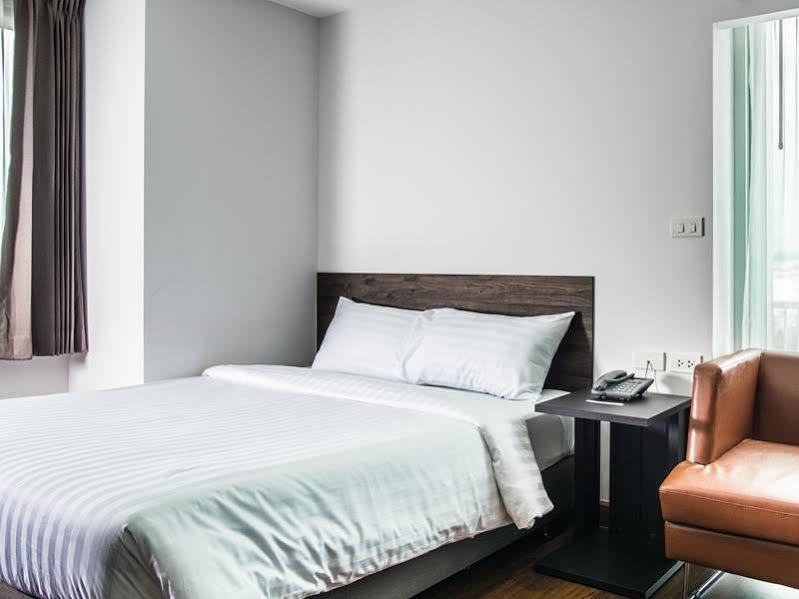 Winner Sriracha Serviced Apartment Si Racha Bagian luar foto