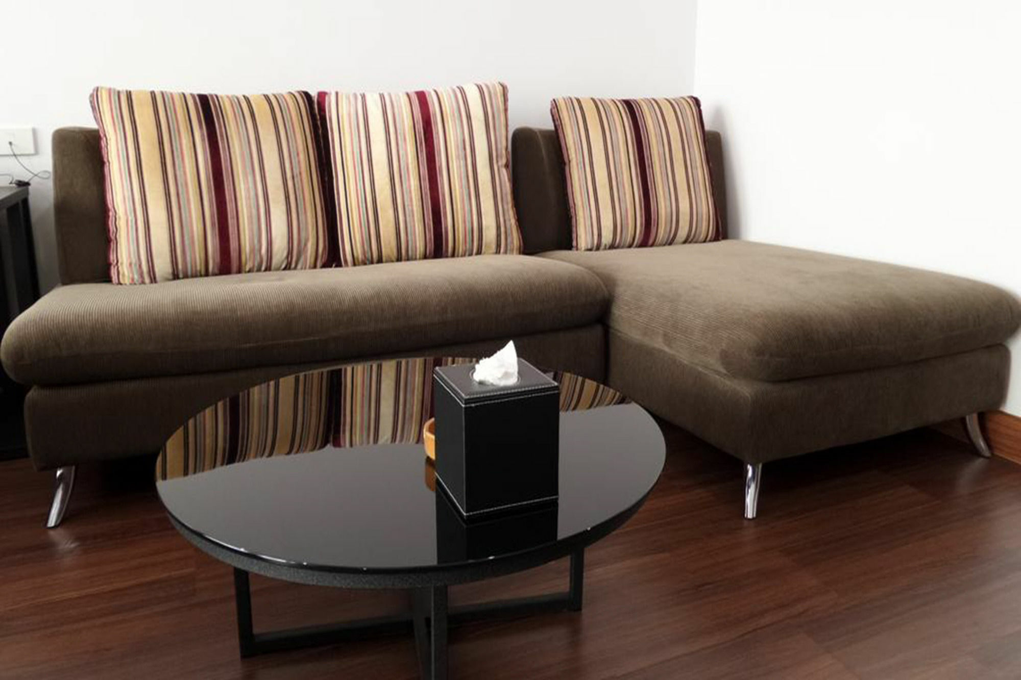 Winner Sriracha Serviced Apartment Si Racha Bagian luar foto