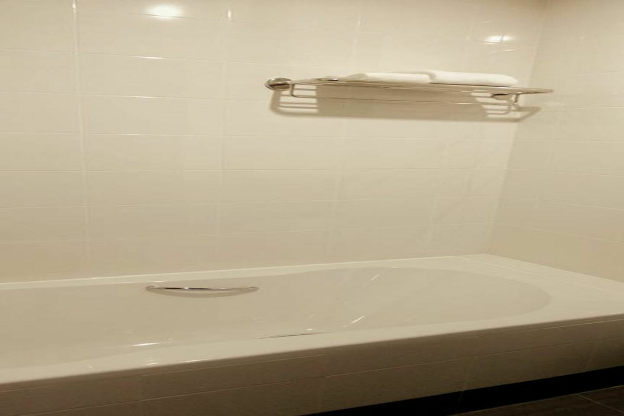 Winner Sriracha Serviced Apartment Si Racha Bagian luar foto