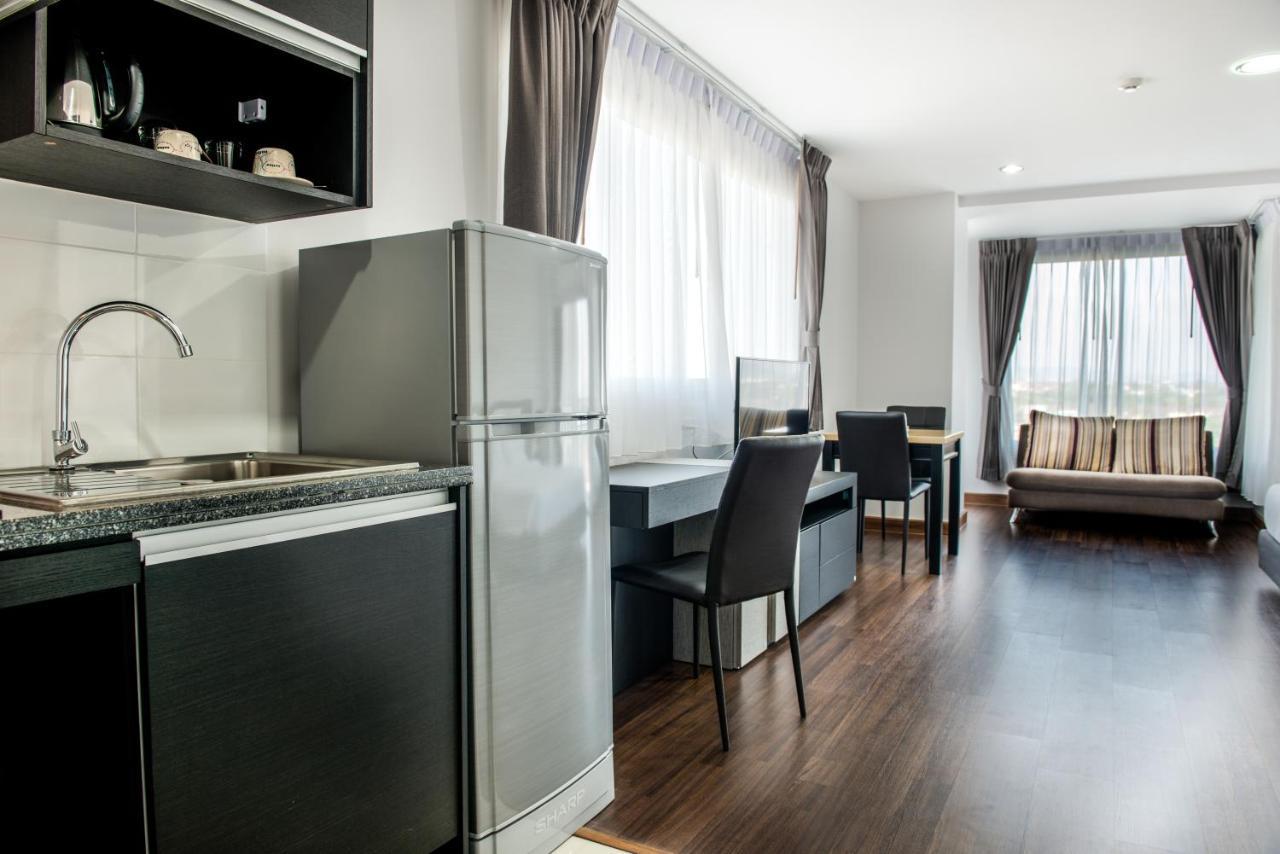 Winner Sriracha Serviced Apartment Si Racha Bagian luar foto