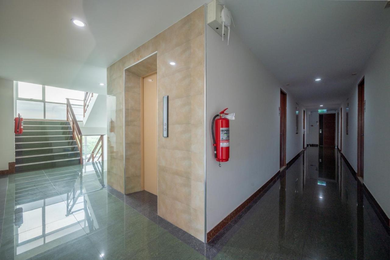 Winner Sriracha Serviced Apartment Si Racha Bagian luar foto