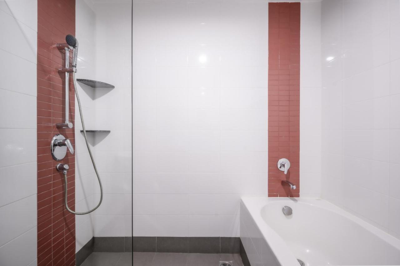 Winner Sriracha Serviced Apartment Si Racha Bagian luar foto